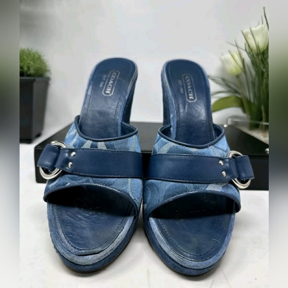 Coach Denim Designer Blue Wedge Sandals Women’s US Size 9M (0619109) - Picture 8 of 9
